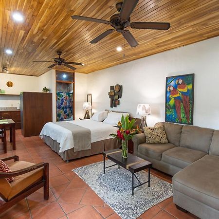 Jungle Creek Aparthotel Manuel Antonio Eksteriør bilde