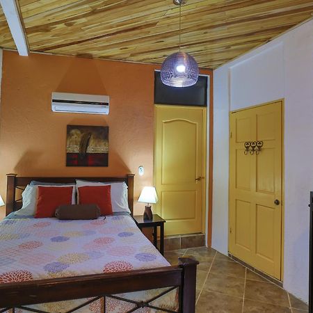 Jungle Creek Aparthotel Manuel Antonio Rom bilde