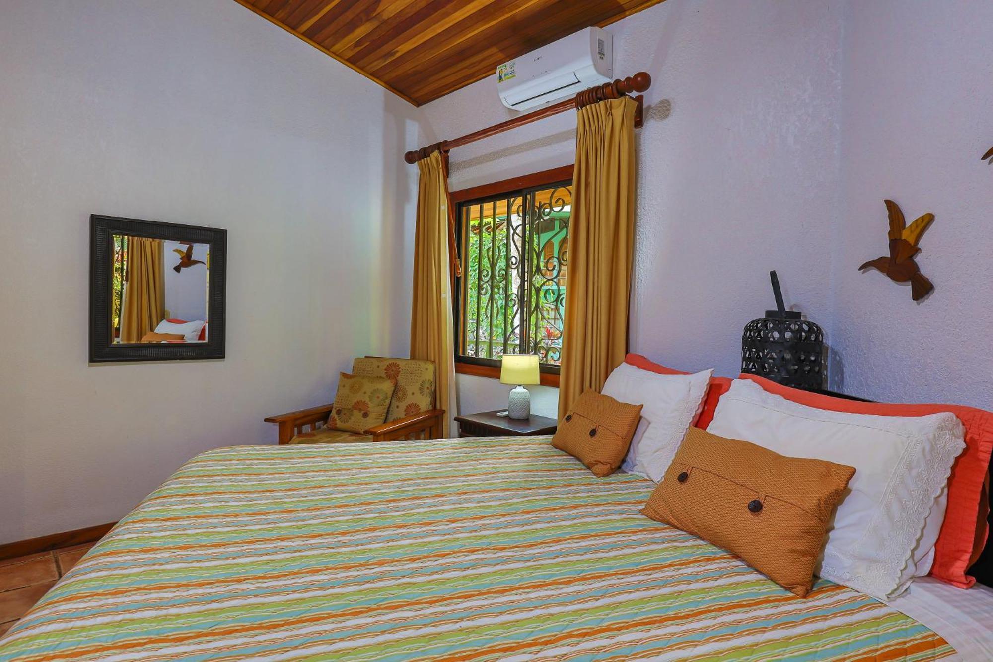 Jungle Creek Aparthotel Manuel Antonio Rom bilde