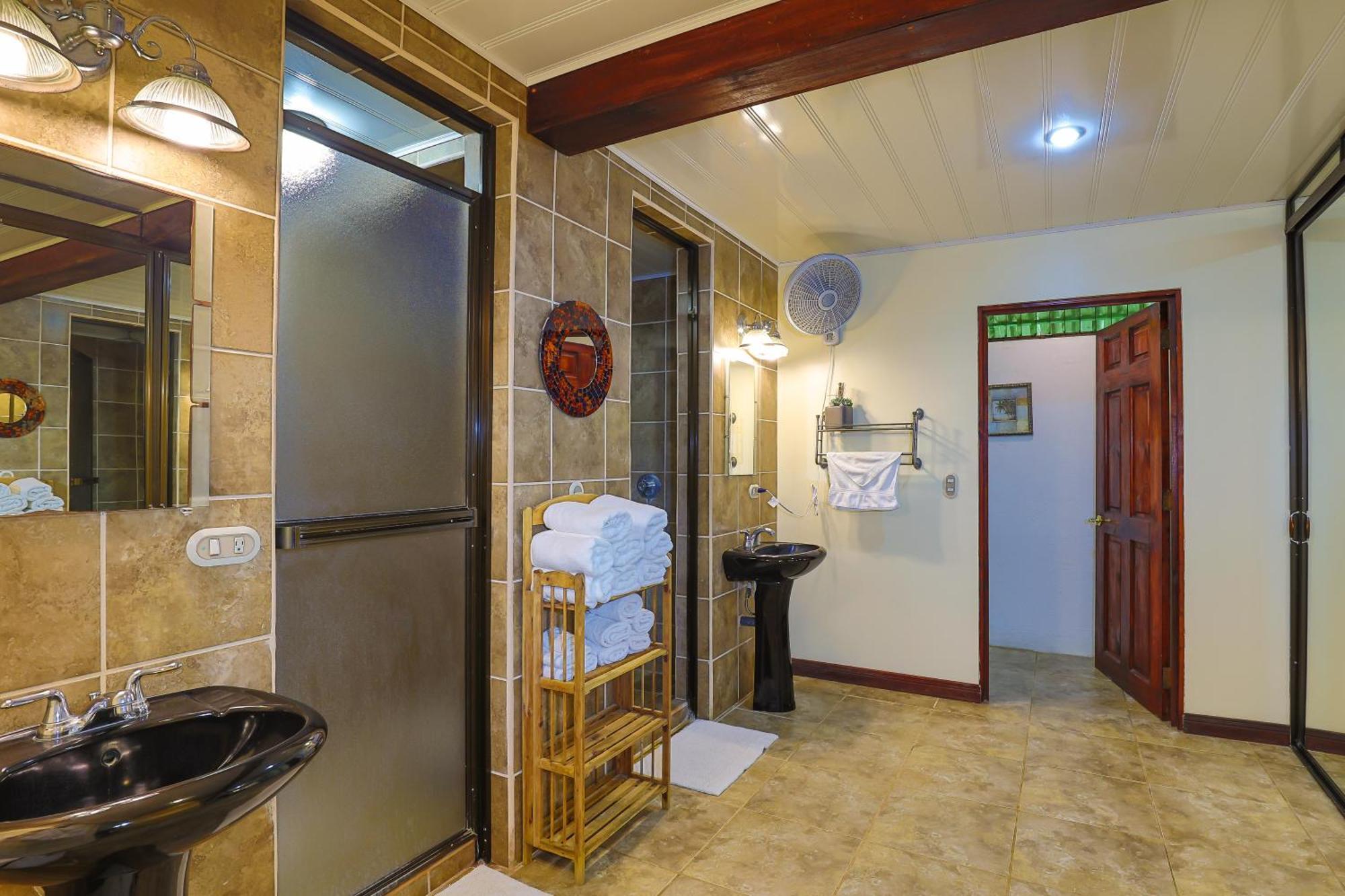 Jungle Creek Aparthotel Manuel Antonio Rom bilde